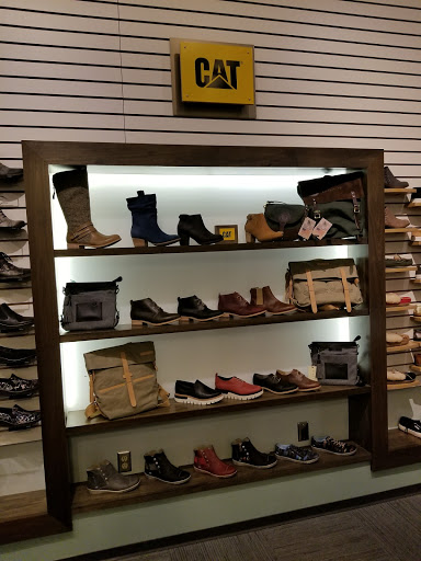 Shoe Store «SHU Global Footwear», reviews and photos, 867 Grand Ave, St Paul, MN 55105, USA