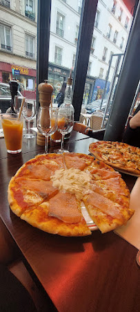Pizza du Restaurant italien Les Artistes Gourmands à Paris - n°11