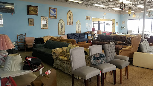 Thrift Store «Restoration Ministries Thrift», reviews and photos, 14950 Dixie Hwy, Harvey, IL 60426, USA
