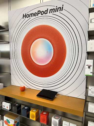 Computer Store «Apple Easton Town Center», reviews and photos, 4210 The Strand, Columbus, OH 43219, USA