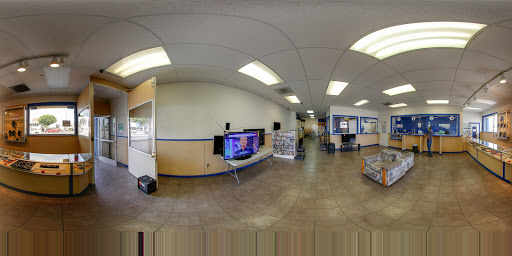 Pawn Shop «Smart Pawn», reviews and photos, 2627 Crenshaw Blvd, Los Angeles, CA 90016, USA