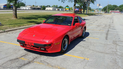 Auto Body Shop «Maaco Collision Repair & Auto Painting», reviews and photos, 8916 Troost Ave, Kansas City, MO 64131, USA