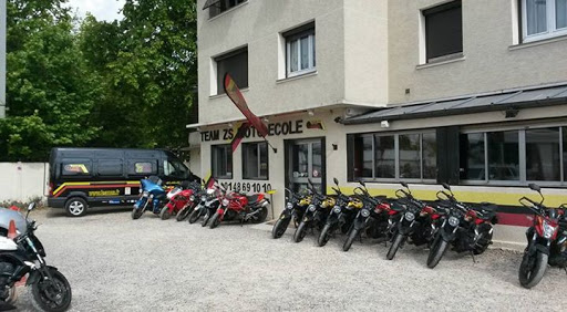 Team Zs Motorcycle Ecole à Le Blanc-Mesnil, Seine-Saint-Denis