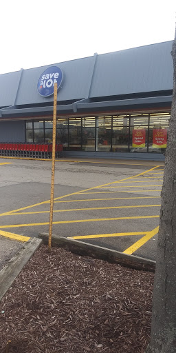 Grocery Store «Save-A-Lot», reviews and photos, 1965 Cooper Foster Park Rd, Amherst, OH 44001, USA