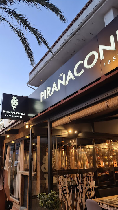 Pirañaconda Restaurante - Av. las Palmeras, 22, Local 8, 29630 Benalmádena, Málaga, Spain