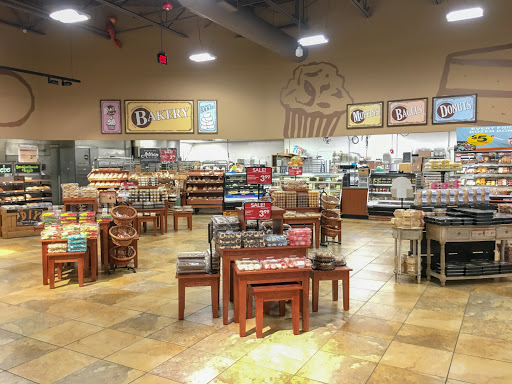 Supermarket «Giant Eagle Supermarket», reviews and photos, 2775 W Market St, Fairlawn, OH 44333, USA