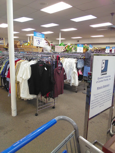 Thrift Store «Goodwill», reviews and photos