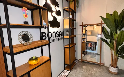 Bonsaii Restaurant Healthy & More / مطعم بونساي image