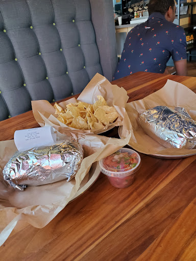 Mexican Restaurant «QDOBA Mexican Eats», reviews and photos, 523 Fellsway, Medford, MA 02155, USA