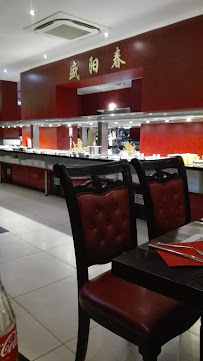 Atmosphère du Restaurant asiatique Asian Grill à Saint-Cyr-l'École - n°12