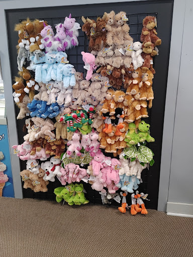 Amusement Center «Shipwreck Golf Amusement Center», reviews and photos, 759 NY-13, Cortland, NY 13045, USA