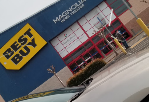 Electronics Store «Best Buy», reviews and photos, 3900 Sisk Rd B, Modesto, CA 95356, USA