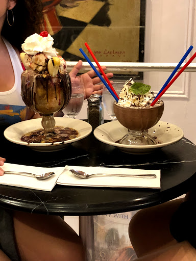 American Restaurant «Serendipity 3», reviews and photos, 225 E 60th St, New York, NY 10022, USA