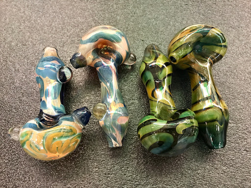 Tobacco Shop «Funky Bean Smoke Shop», reviews and photos, 1163 N Farnsworth Ave, Aurora, IL 60505, USA