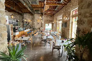 Garga Inn Cafe & Bistro image