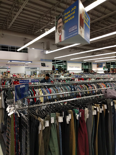 Thrift Store «Goodwill», reviews and photos