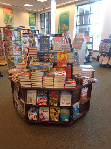 Book Store «Barnes & Noble», reviews and photos, 270 Buckland Hills Dr #1024, Manchester, CT 06040, USA