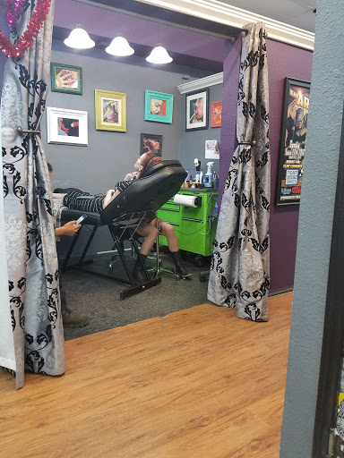 Tattoo Shop «2Xtremes», reviews and photos, 8141 Bruton Rd, Dallas, TX 75217, USA