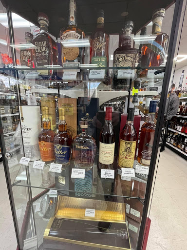 Liquor Store «R LIQUOR STORE», reviews and photos, 2763 GA-54, Peachtree City, GA 30269, USA