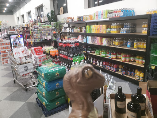 Liquor Store «Shoregate Beverage & Liquor», reviews and photos, 30498 Lakeshore Blvd, Willowick, OH 44095, USA
