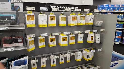 Office Supply Store «Staples», reviews and photos, 2120 SW 32nd Ave, Coral Gables, FL 33145, USA