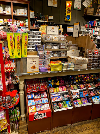 American Restaurant «Cracker Barrel Old Country Store», reviews and photos, 5100 Tiedeman Rd, Brooklyn, OH 44144, USA