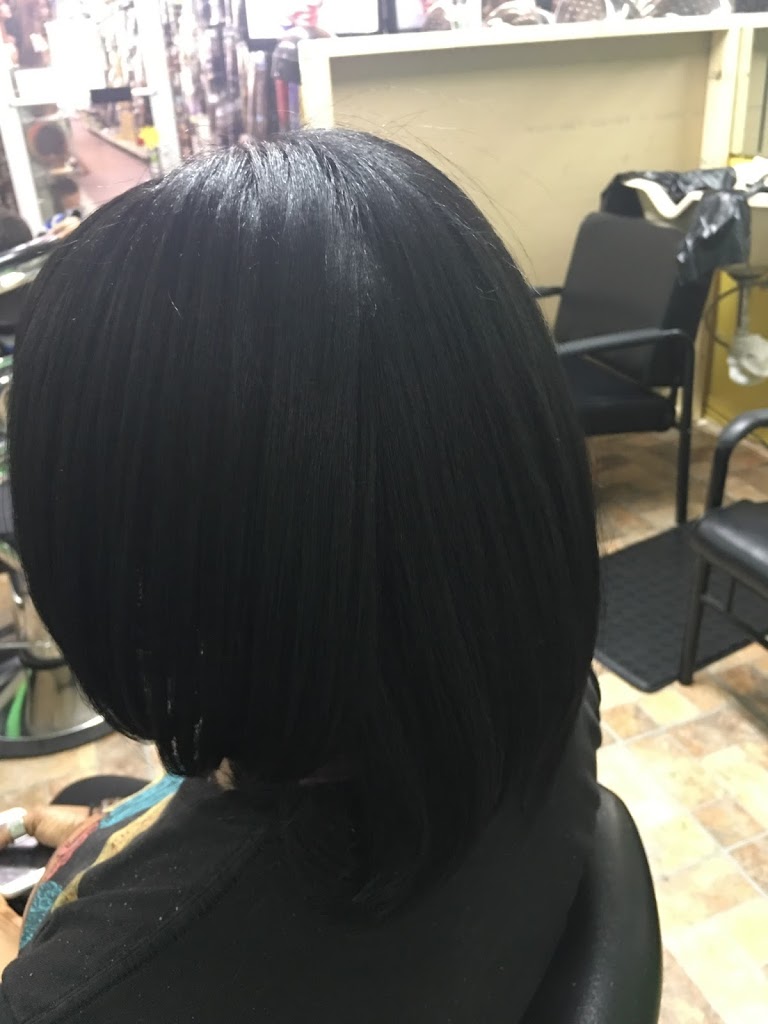 Mena Dominican hair salon 30341