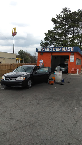 70s Hand Car Wash en Decatur