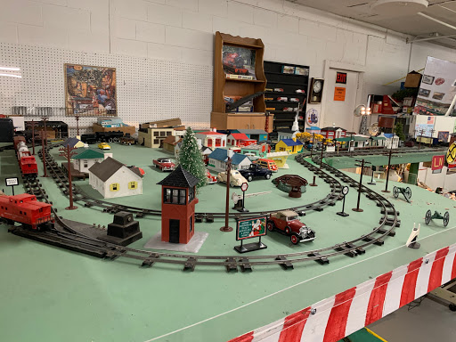 Antique Store «South Louisville Antique & Toy», reviews and photos, 4150 Blue Lick Rd # 8, Louisville, KY 40229, USA