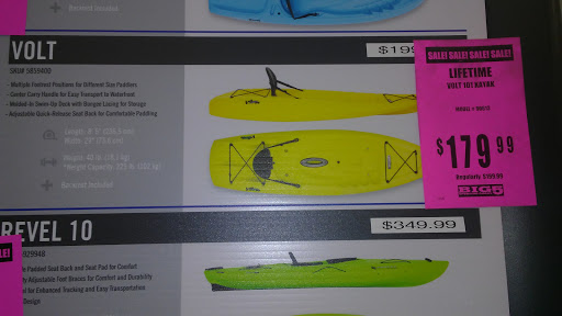 Sporting Goods Store «Big 5 Sporting Goods», reviews and photos, 3420 Arden Way, Sacramento, CA 95825, USA