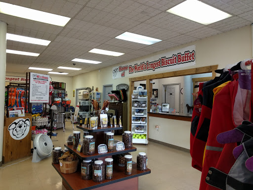 Woofers Grooming & Goodies