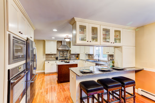 Plumbing Supply Store «Rhode Island Kitchen & Bath», reviews and photos, 139 Jefferson Blvd, Warwick, RI 02888, USA