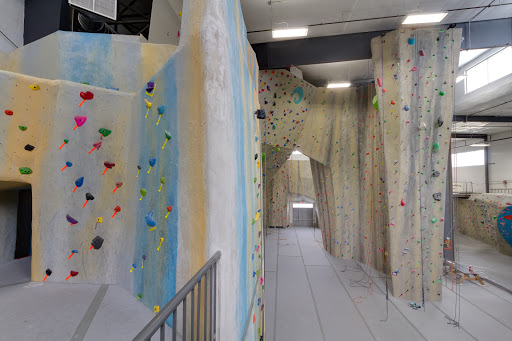 Rock Climbing Gym «Evo Rock & Fitness Portland», reviews and photos, 65 Warren Ave, Portland, ME 04103, USA