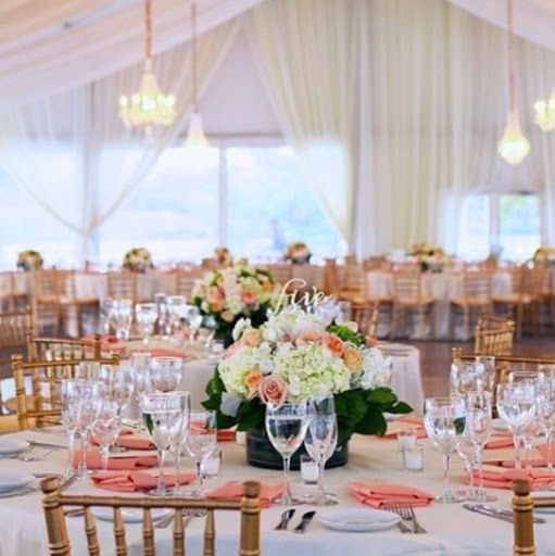 Petals Flowers & Fine Gifts, 4 Rockland Rd, Wilmington, DE 19807, USA, 