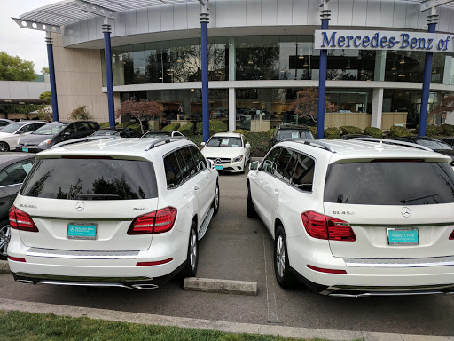 Mercedes Benz Dealer «Mercedes-Benz of Walnut Creek», reviews and photos, 1301 Parkside Dr, Walnut Creek, CA 94596, USA