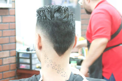 Barber Shop «Empire Barber Shop», reviews and photos, 1904 N Himes Ave, Tampa, FL 33607, USA