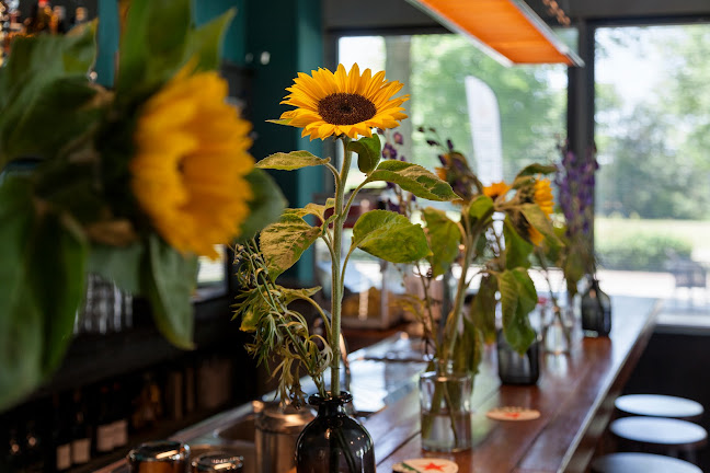 Bar GoWest telefoonnummer