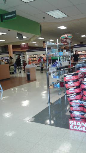 Supermarket «Giant Eagle Supermarket», reviews and photos, 27505 Chardon Rd, Willoughby Hills, OH 44092, USA