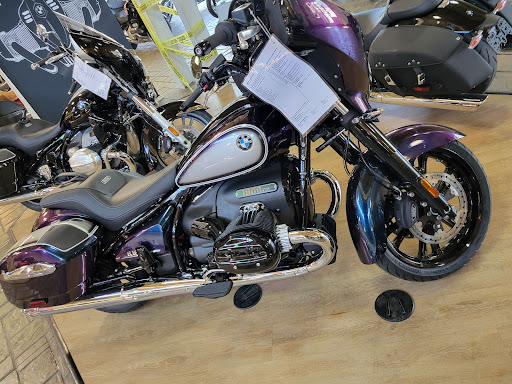 BMW Motorcycle Dealer «BMW Motorcycles of Louisville», reviews and photos, 1700 Arthur St, Louisville, KY 40208, USA