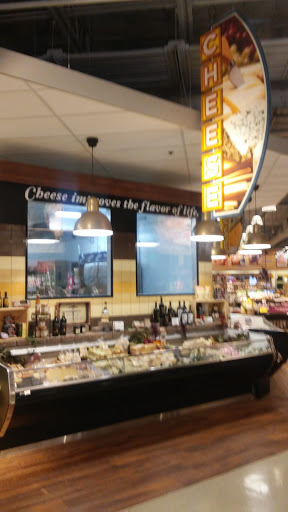 Grocery Store «Strack & VanTil Food Market», reviews and photos, 2168 W US Hwy 30, Valparaiso, IN 46385, USA