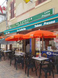 Atmosphère du Café Le Lutetia à Beaulieu-sur-Loire - n°1