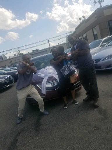 Used Car Dealer «Exclusive Motor Cars», reviews and photos, 4660 Reisterstown Rd, Baltimore, MD 21215, USA