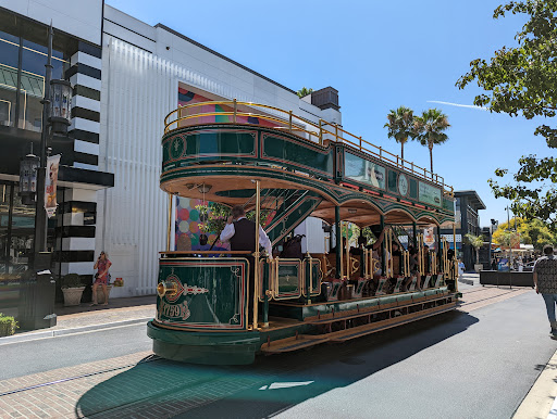 The Grove, 189 The Grove Dr, Los Angeles, CA 90036, USA, 