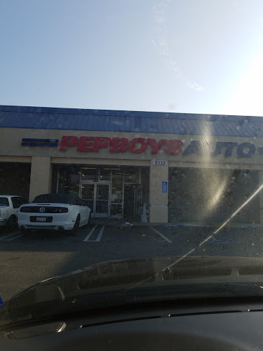 Auto Parts Store «Pep Boys Auto Parts & Service», reviews and photos, 3332 N San Fernando Rd, Los Angeles, CA 90065, USA