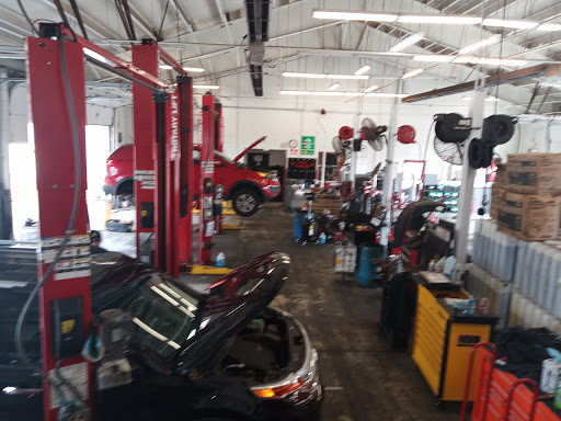 Tire Shop «Tires Plus», reviews and photos, 510 Bullsboro Dr, Newnan, GA 30265, USA
