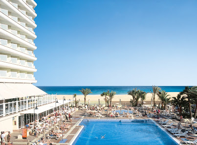 Hotel Riu Oliva Beach Resort Av. Corralejo Grandes Playas, s/n, 35660 Corralejo, Las Palmas, España
