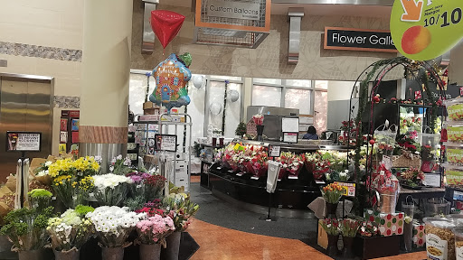 Grocery Store «Harris Teeter», reviews and photos, 8200 Crestwood Heights Dr, McLean, VA 22102, USA