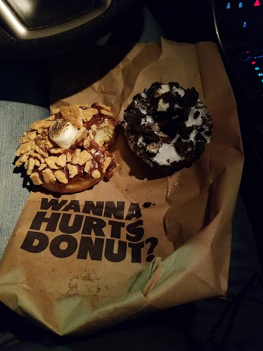 Donut Shop «Hurts Donut», reviews and photos, 5513 Mills Civic Pkwy #105, West Des Moines, IA 50266, USA