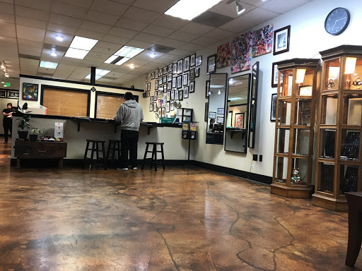 Tattoo and Piercing Shop «High Priestess Piercing & Tattoo», reviews and photos, 3870 Center St NE, Salem, OR 97301, USA