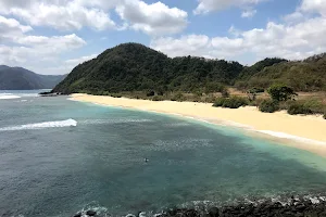 Pantai Mawi image